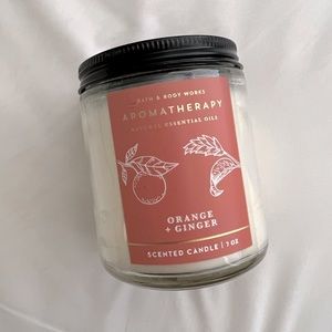 BATH & BODY WORKS - Orange + Ginger Aromatherapy Candle (Single Wick)